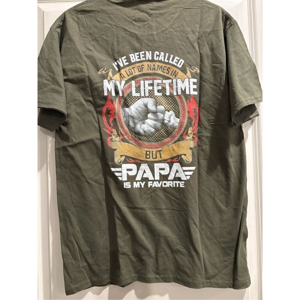 Papa is My Favorite Name T-shirt size Large